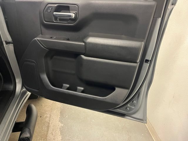 Used 2025 Sterling Gray Metallic Chevrolet Custom image 26