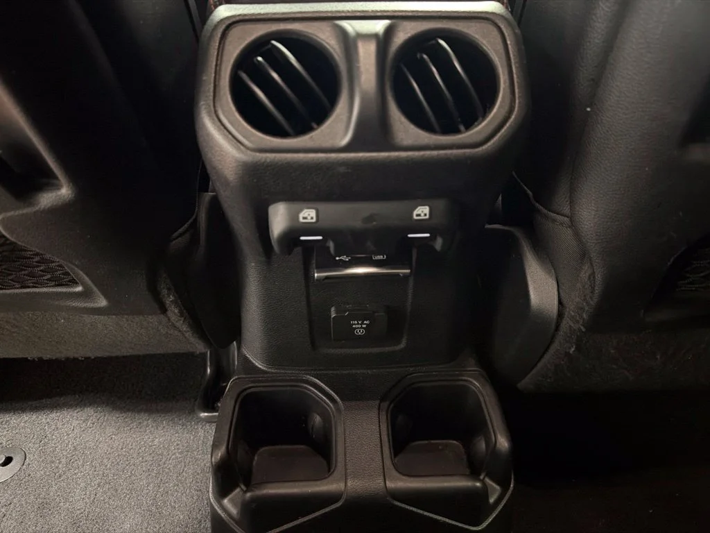 Used 2020 Black Clearcoat Jeep Rubicon image 13