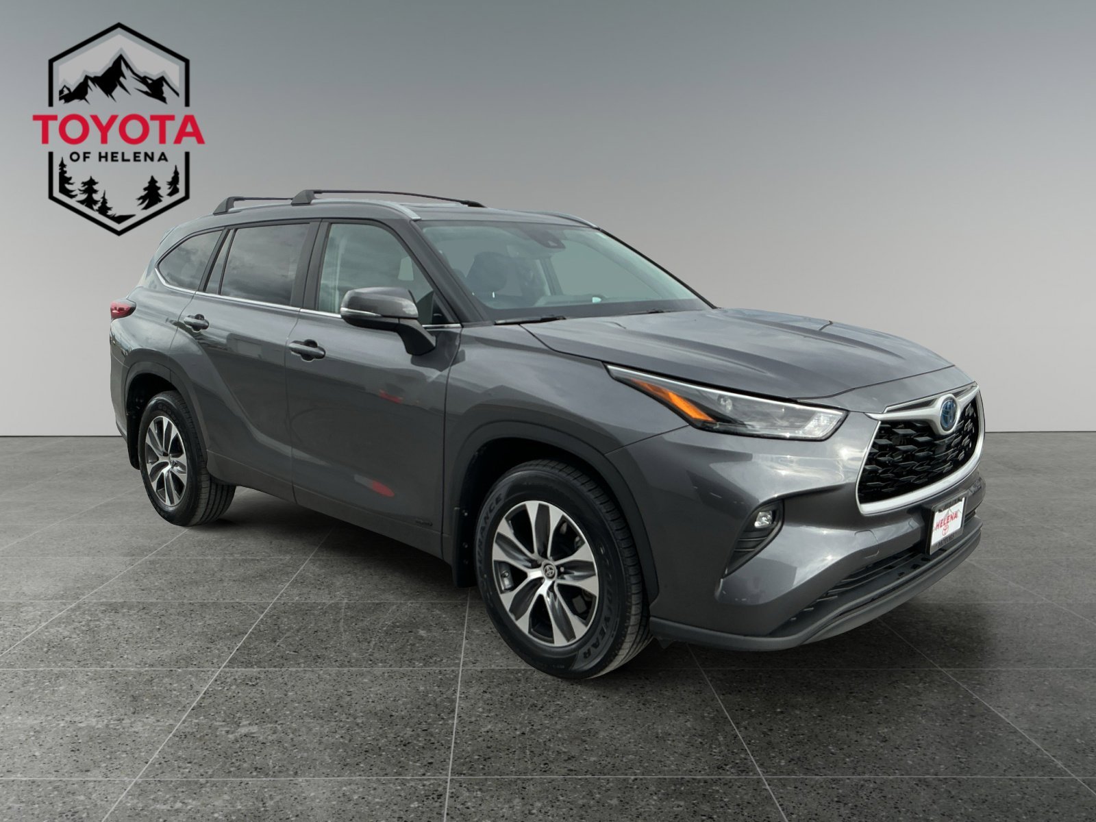 Used 2023 Gray Toyota Hybrid XLE image 7