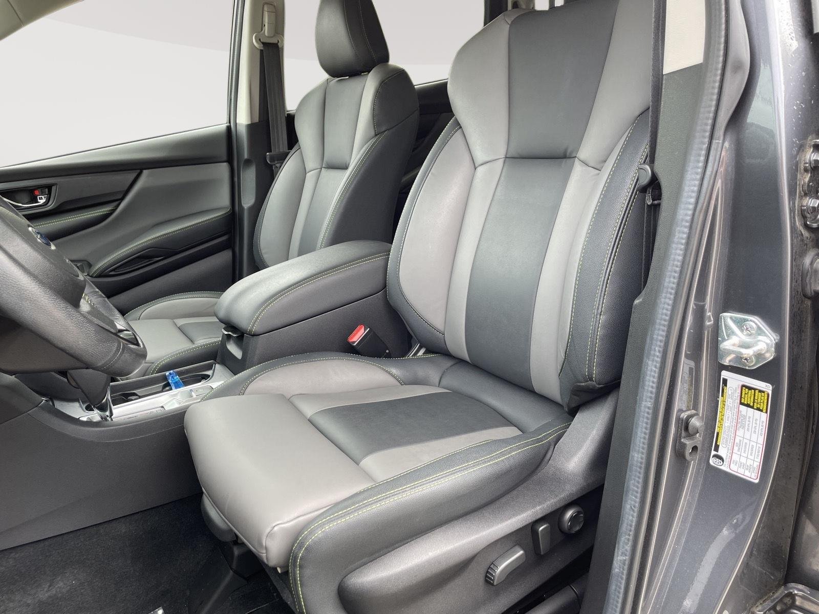 Used 2024 Magnetite Gray Metallic Subaru Onyx Edition Limited image 3