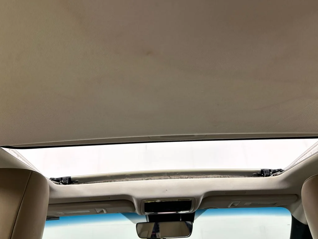 Used 2020 White Lexus 350 image 18