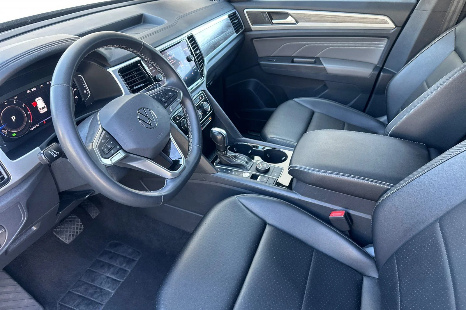 2022 Volkswagen Atlas Cross Sport SE w/Tech - Photo 10