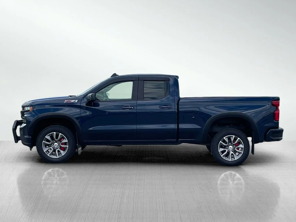 Used 2020 Northsky Blue Metallic Chevrolet RST image 6