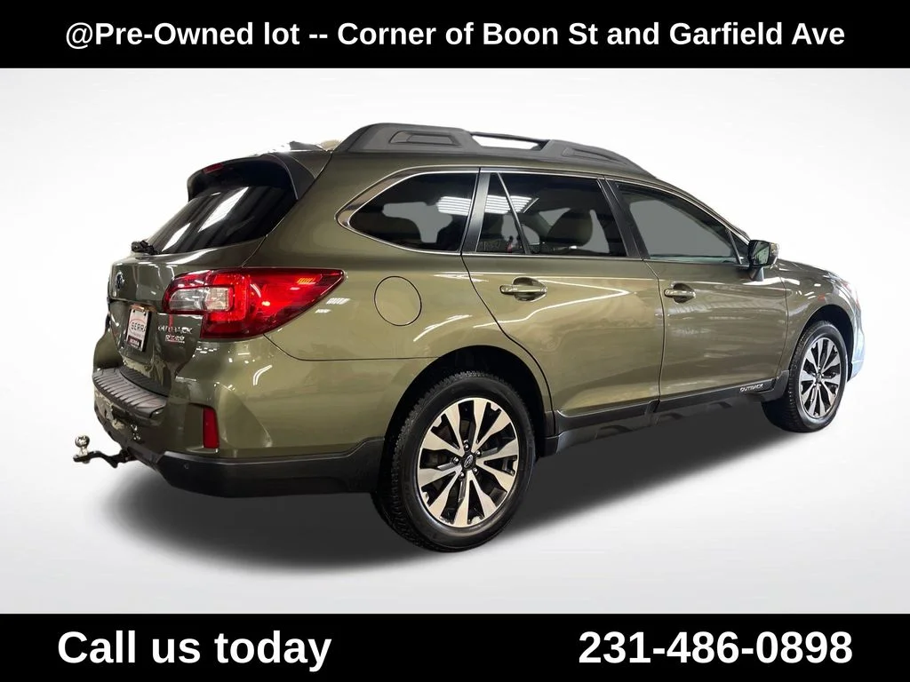 Used 2017 Green Subaru 2.5i image 5
