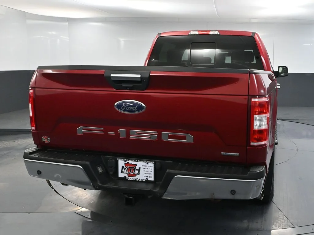 Used 2018 Red Ford XLT image 7