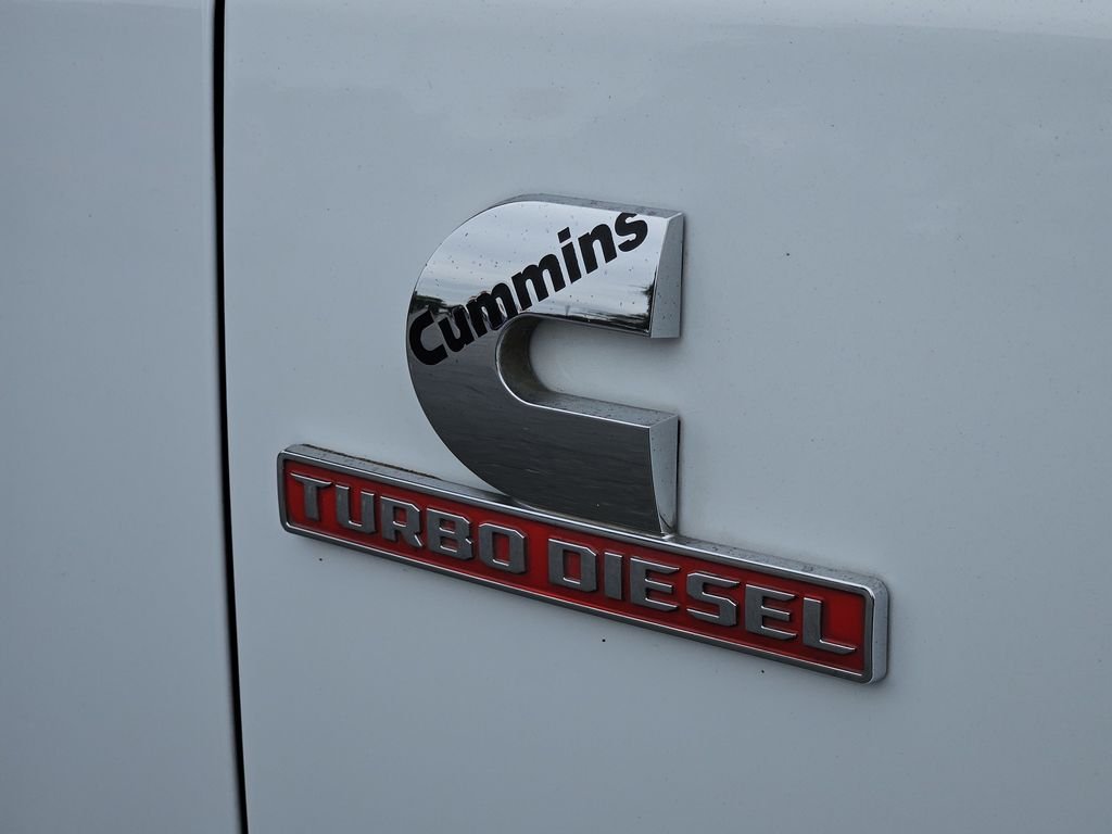 Used 2024 White Ram Limited image 13