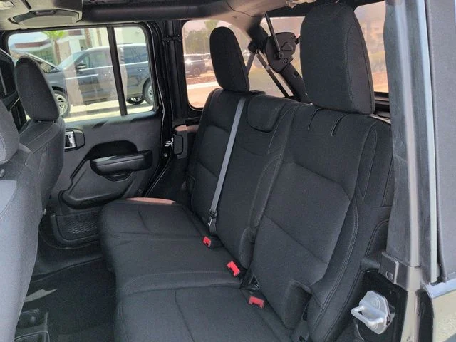 Certified Used 2022 Black Clearcoat Jeep Unlimited Willys image 13