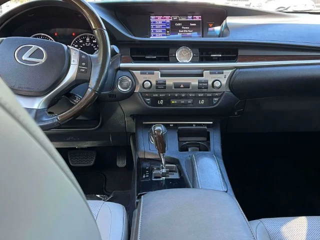 Used 2013 Obsidian Black Lexus 350 image 15