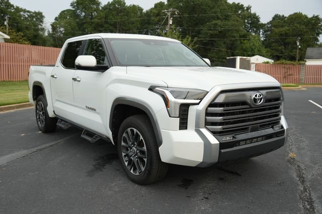 Certified Used 2024  Toyota Limited image 1