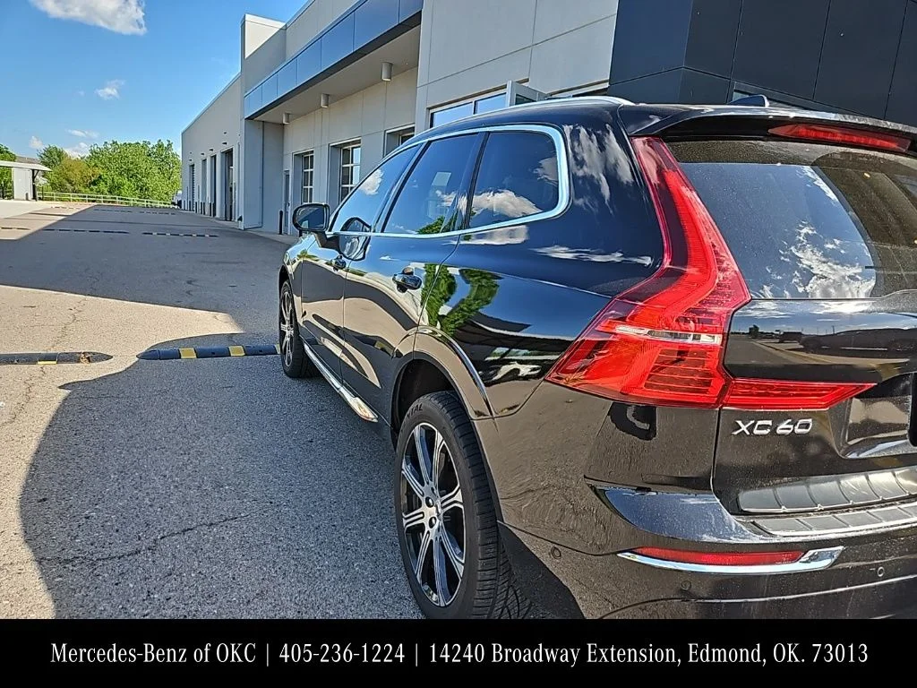 Used 2021 Black Volvo T5 Inscription image 7
