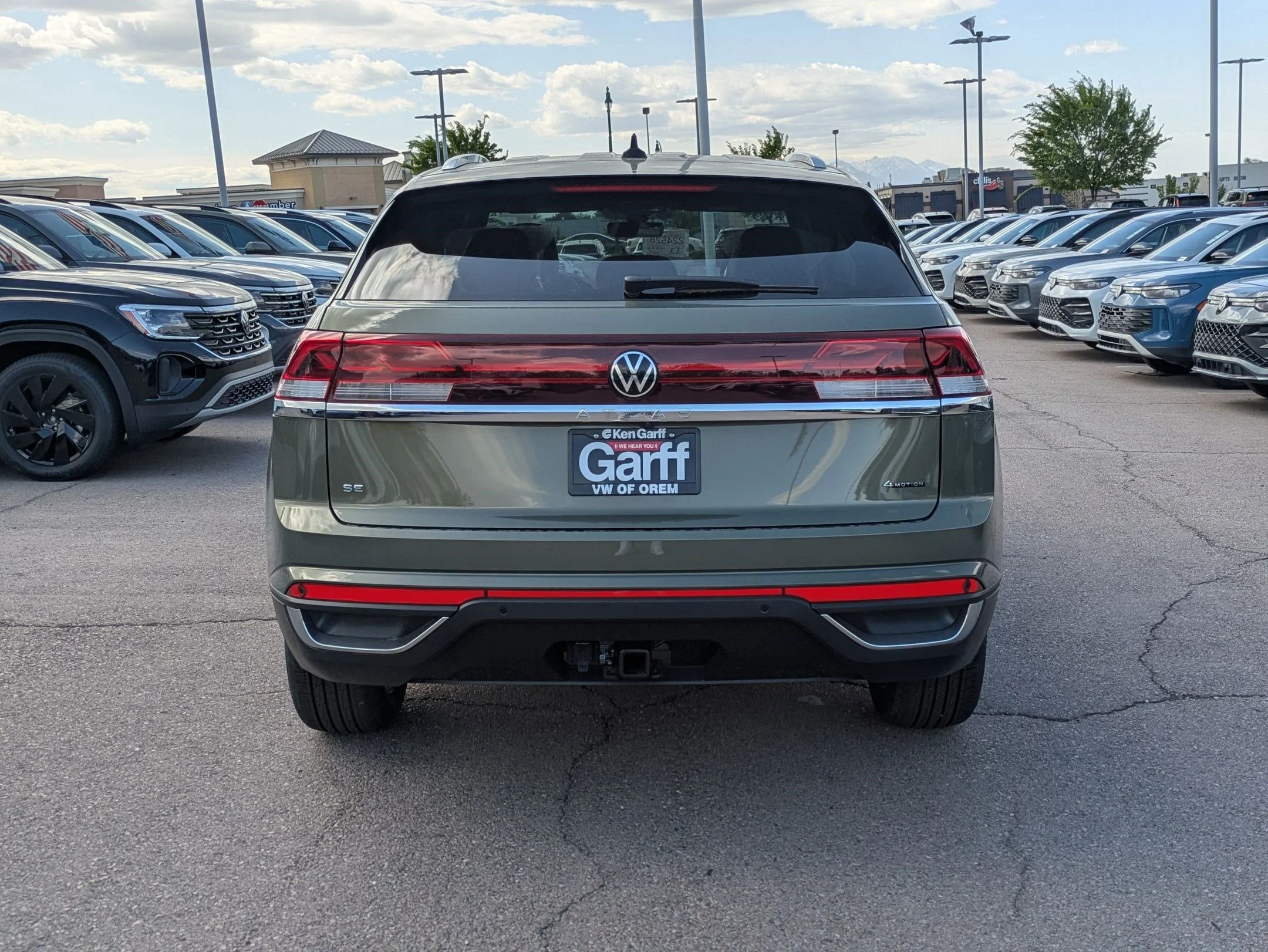 New 2026 Avocado Green Pearl Volkswagen 2.0T SE w/Technology image 4