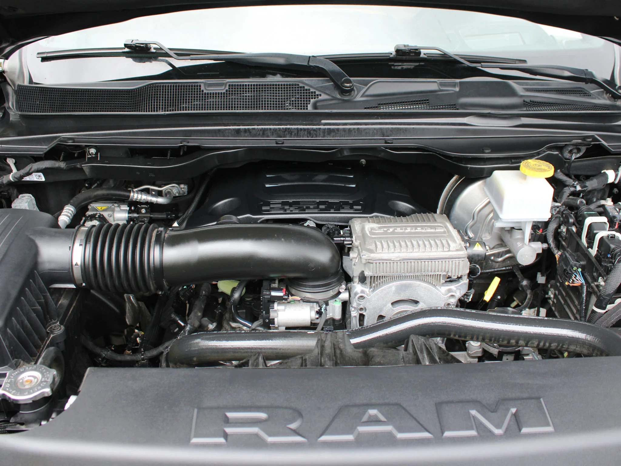 Certified Used 2023 Black RAM Limited Longhorn * HEMI V8 | Trailer Tow | Running Boards | Apple CarPlay | RamBox | Head-Up Display image 10