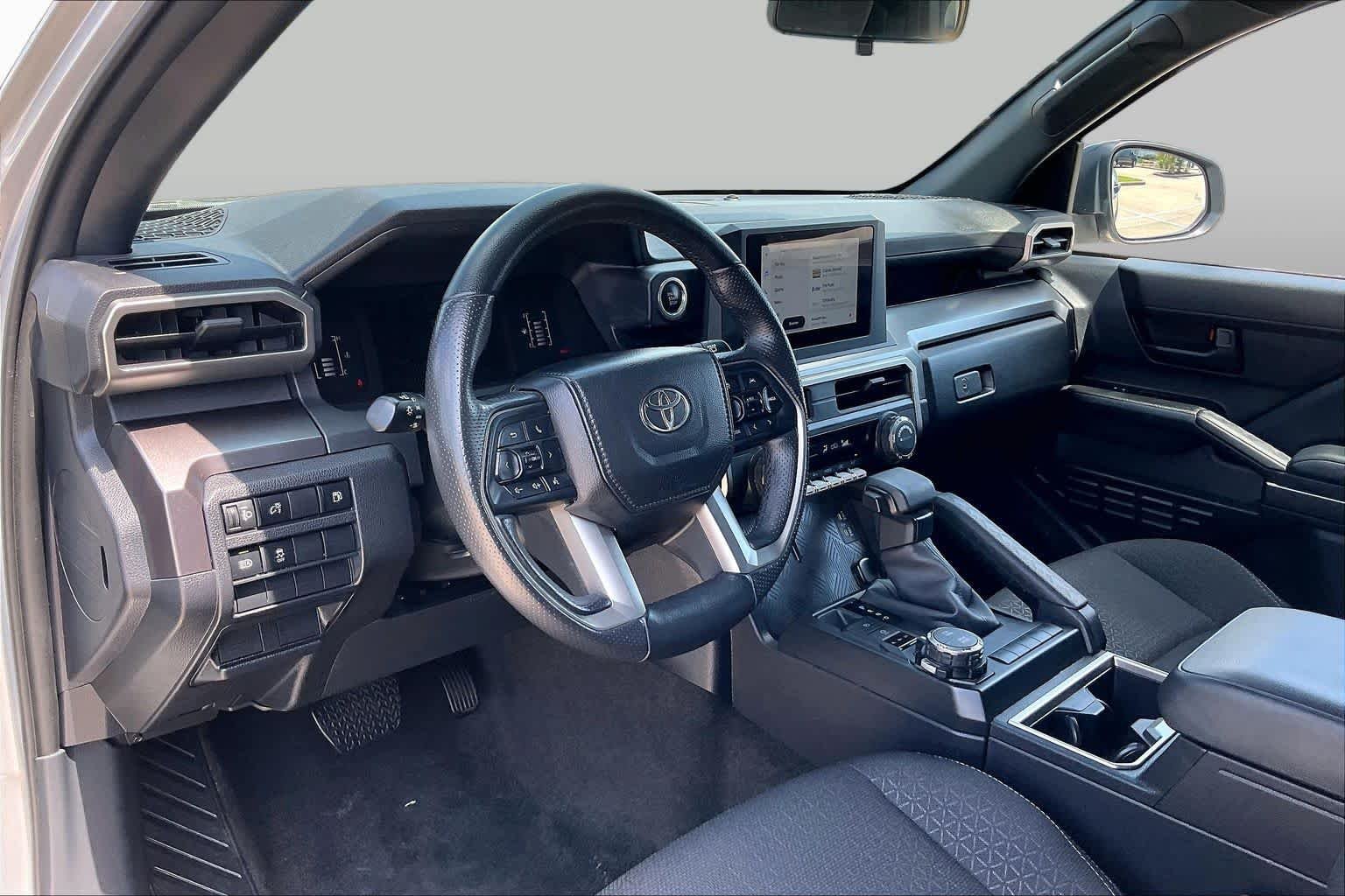 2025 Toyota 4Runner SR5 - Photo 17