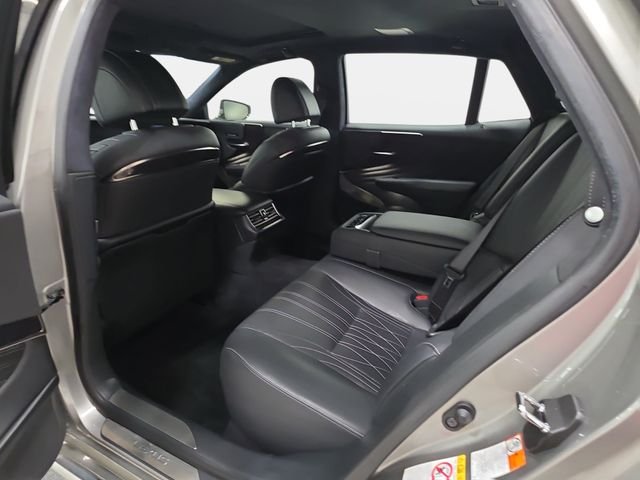 Used 2018 Silver Lexus 500 Base image 12