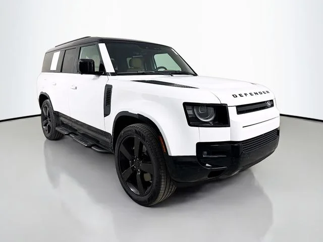 New 2026 Fuji White Land Rover V8 image 3