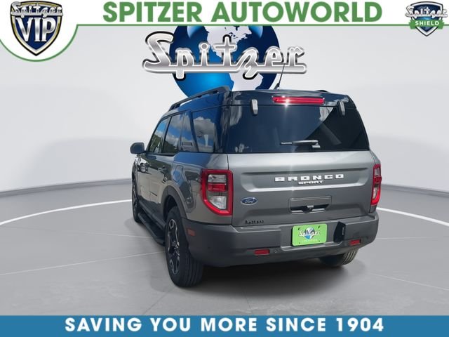 Used 2024 Gray Ford Outer Banks image 8