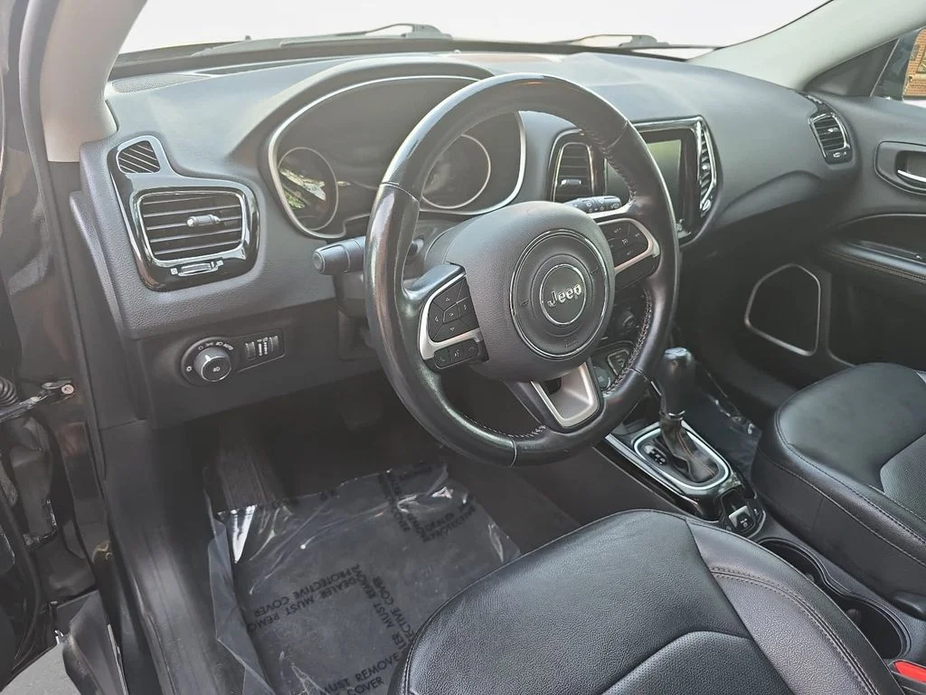 Used 2020 Black Jeep Limited image 15