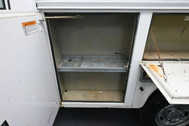 Used 2014 White Ford XL image 29