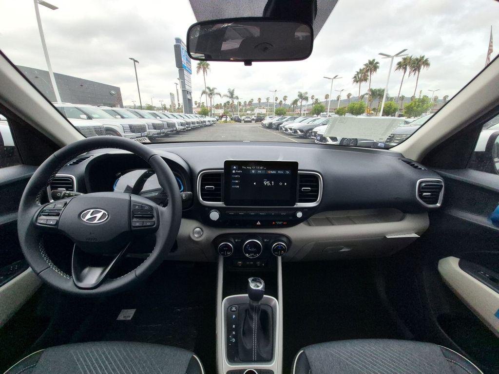 New 2026 White Hyundai SEL w/Two-Tone Roof image 26