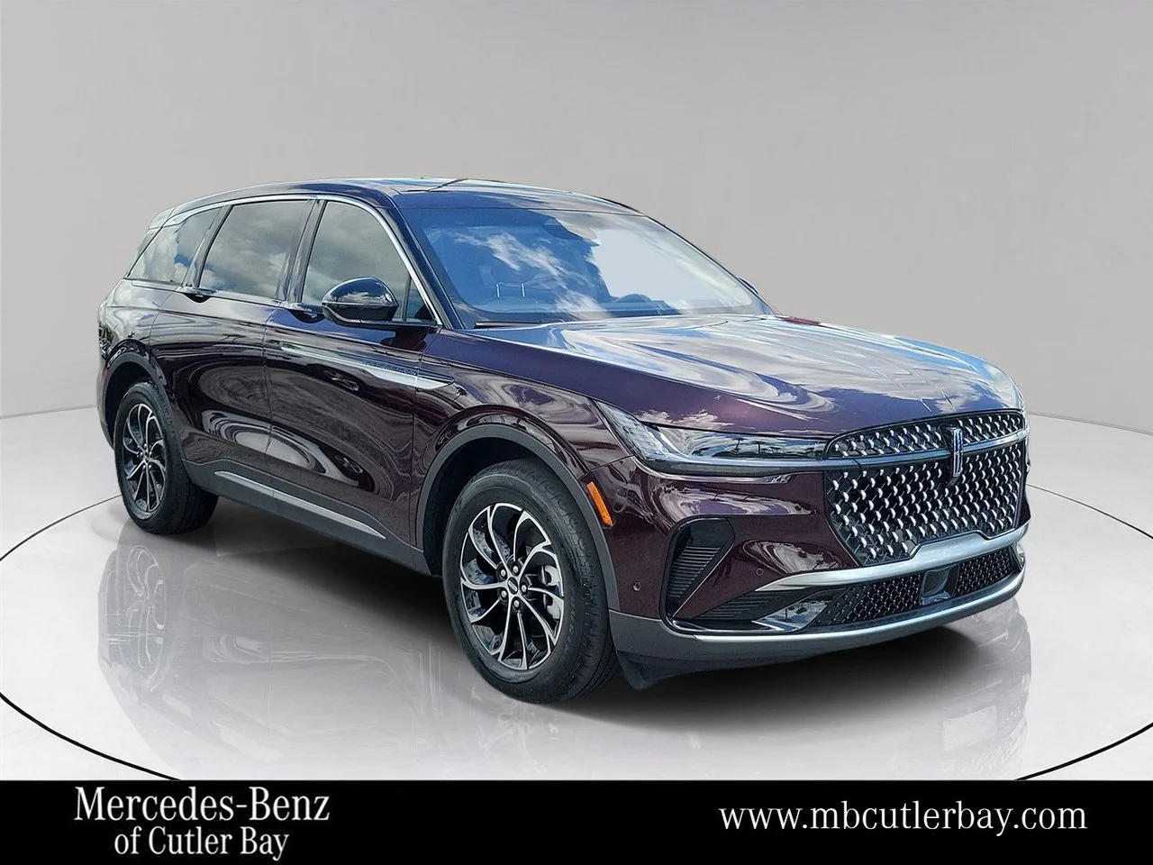 2024 Lincoln Nautilus Premiere AWD's photo