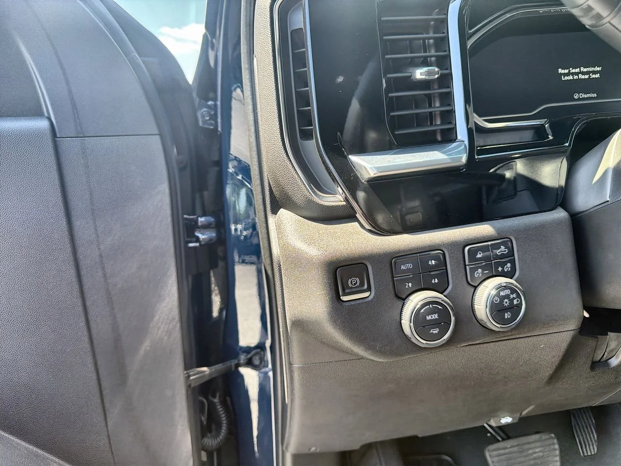 Used 2023 Northsky Blue Metallic Chevrolet RST image 15