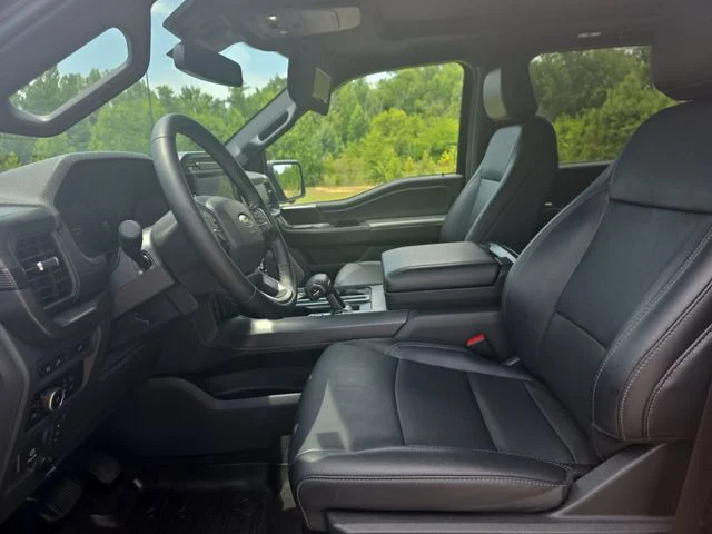 Used 2024 Black Ford XLT image 15