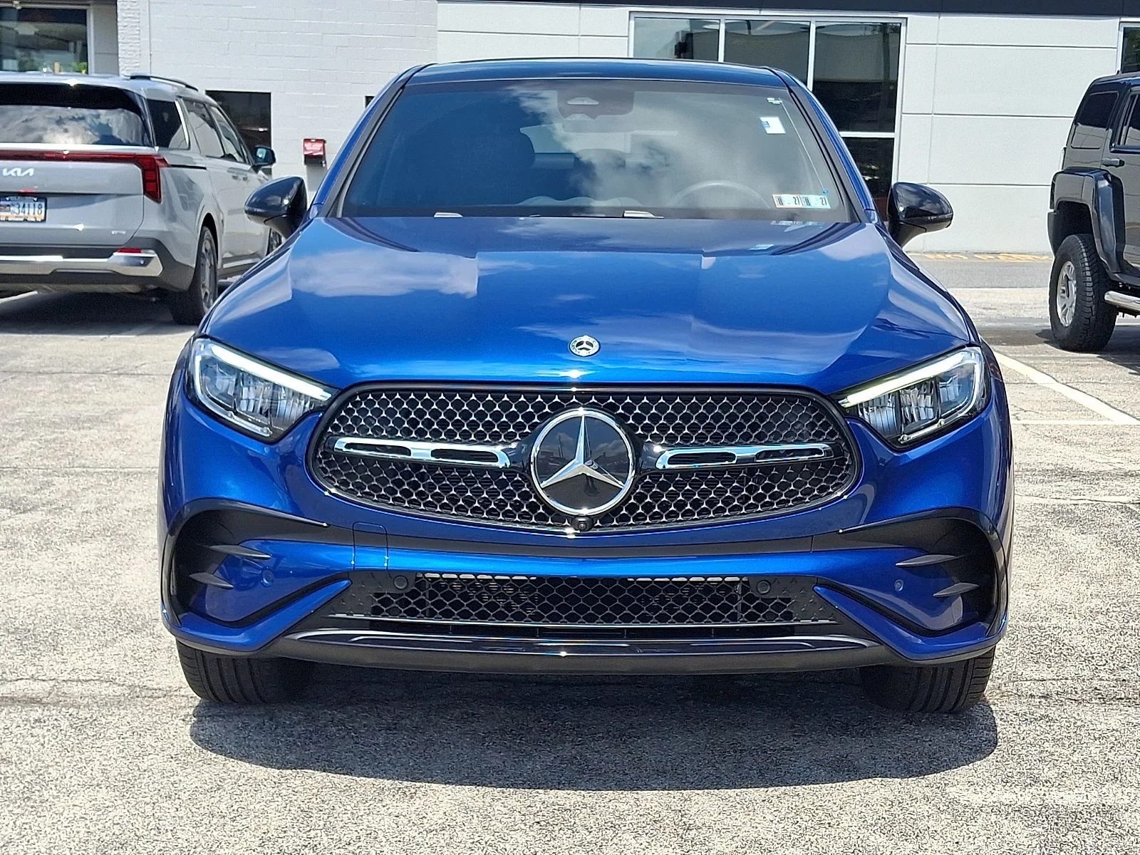Used 2025  Mercedes-Benz GLC 300 Coupe image 7