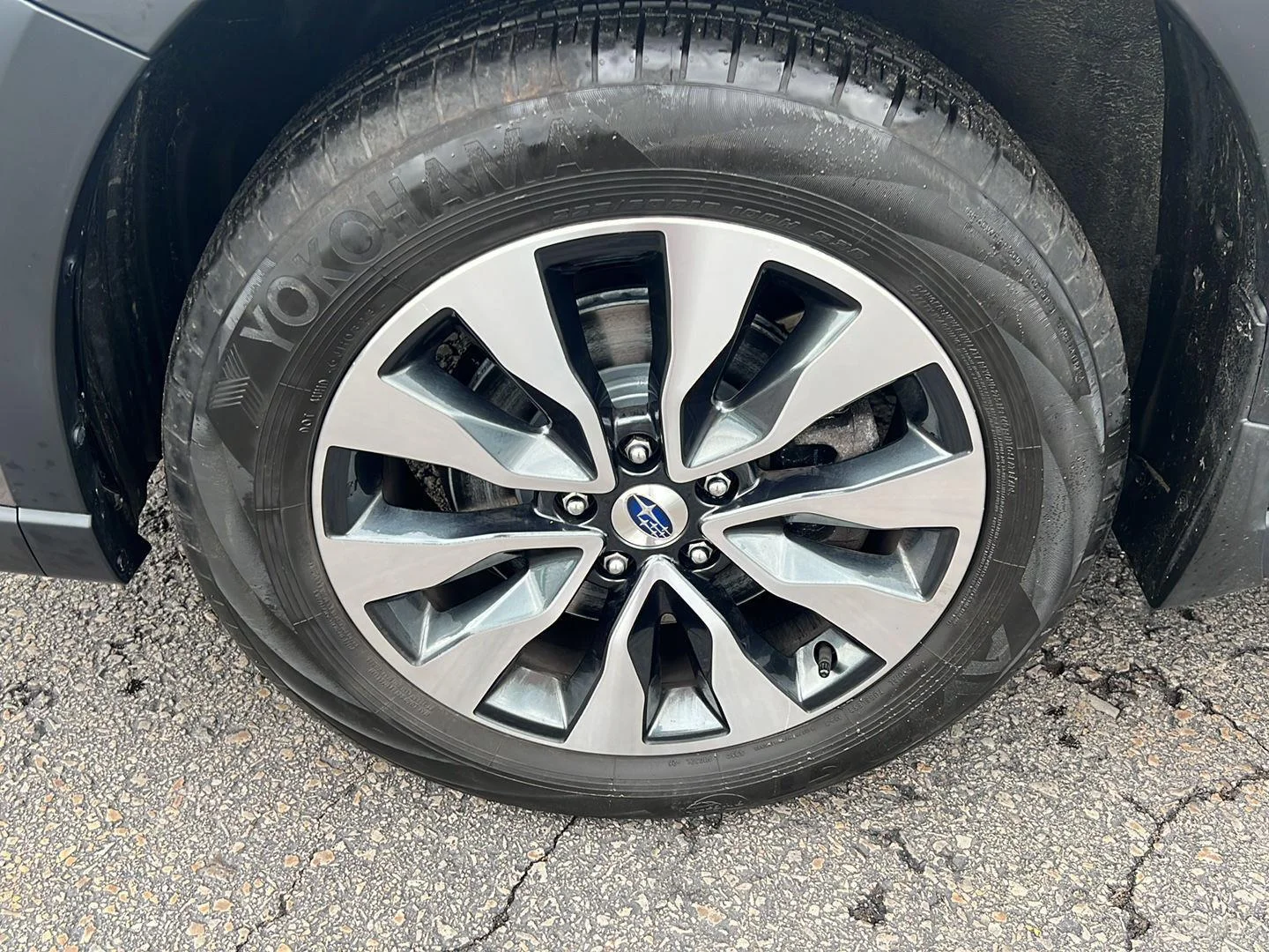 Used 2024 Brilliant Bronze Metallic Subaru Limited image 18
