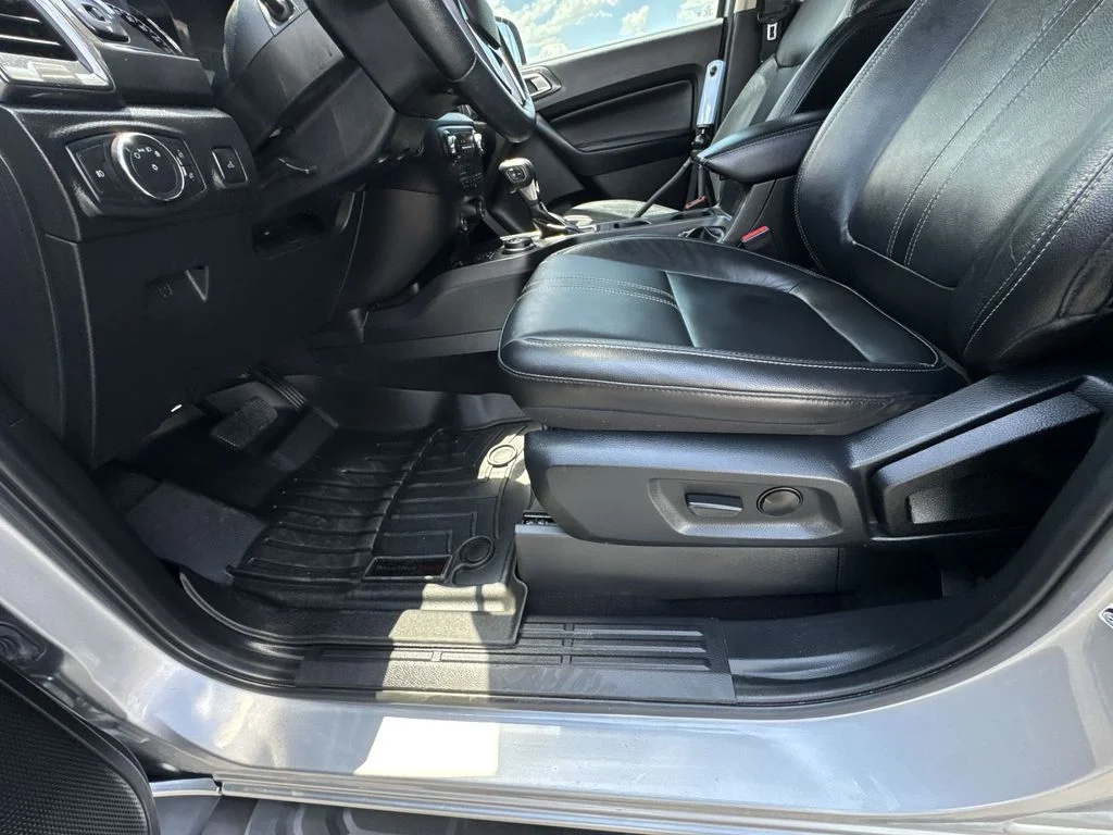 Used 2021 Silver Ford Lariat image 18