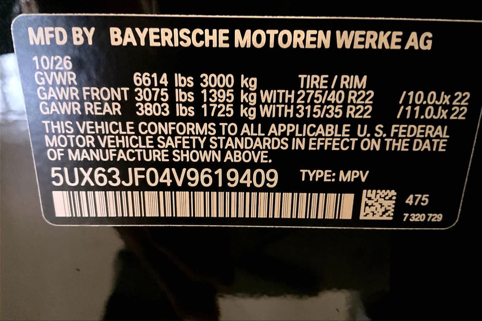 New 2027 Black Sapphire Metallic BMW 40 xDrive image 18