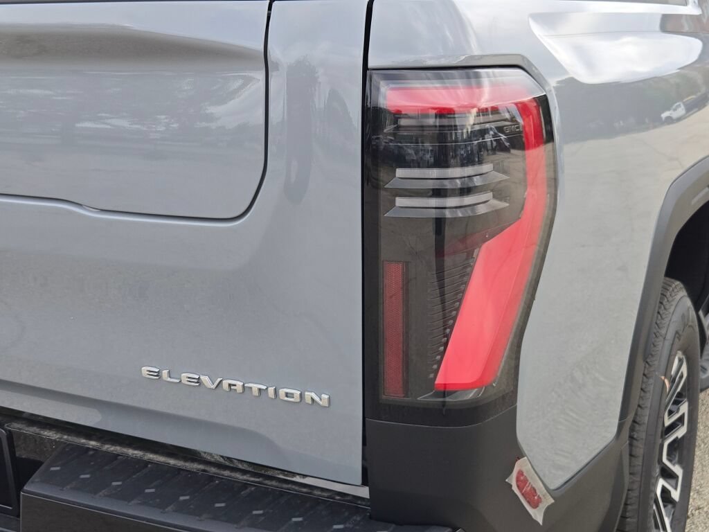 2026 GMC Sierra EV Elevation - Photo 22
