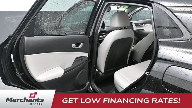 2022 Hyundai Kona Limited - Photo 24