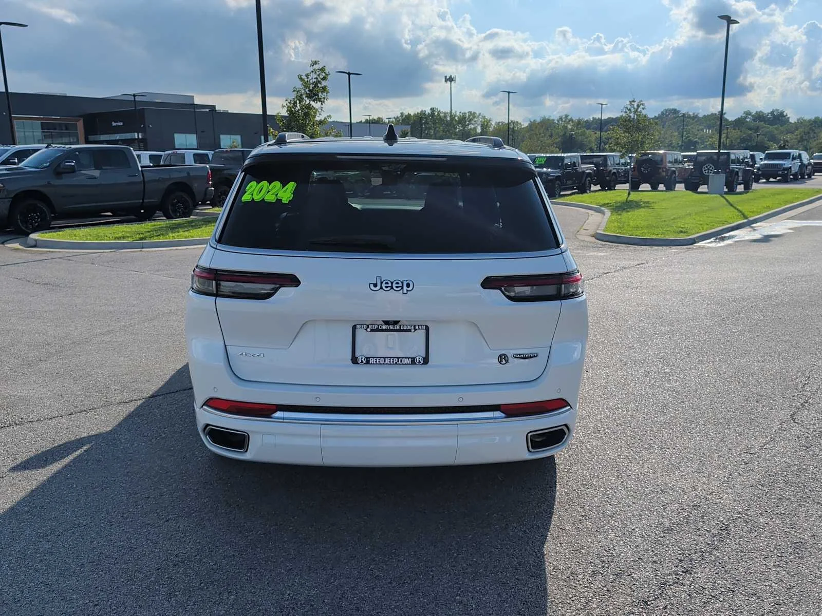 Used 2024 Bright White Clearcoat Jeep Summit Reserve image 8