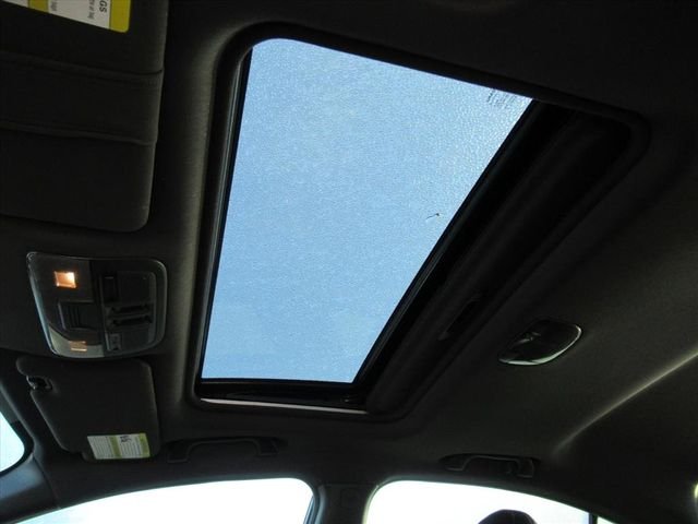Used 2020 Black Subaru Premium image 15