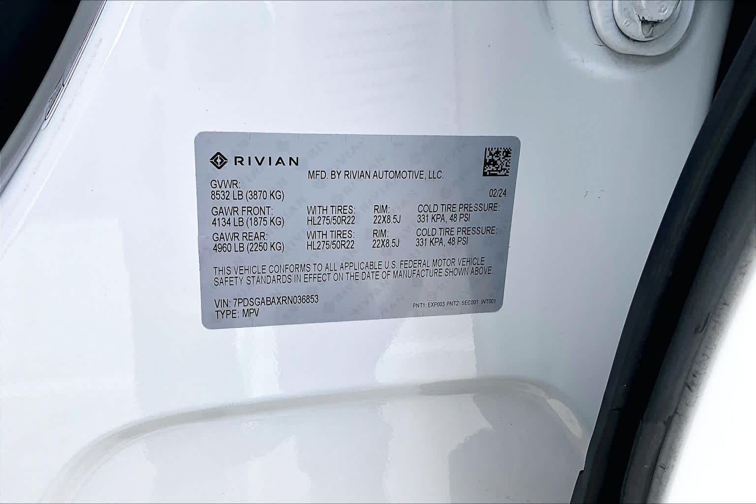 Used 2024 Glacier White Rivian Adventure image 31