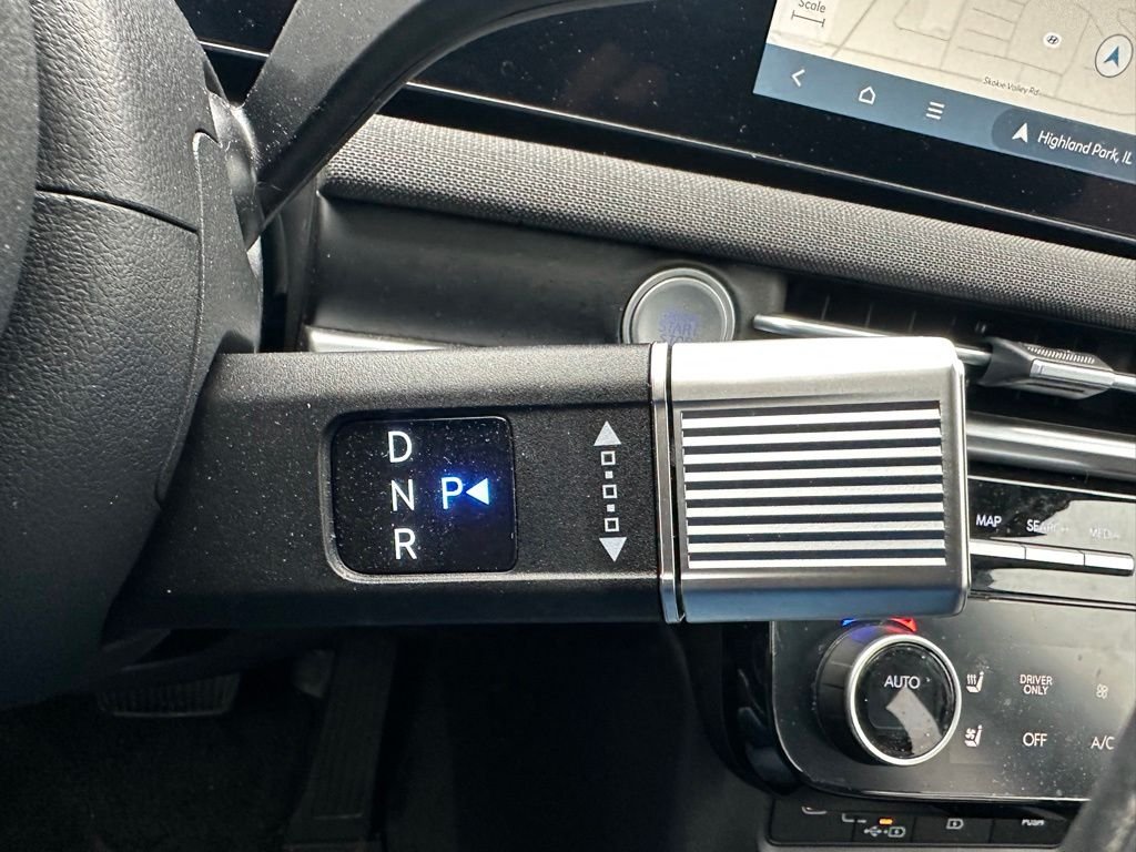 2025 Hyundai Tucson Limited - Photo 18