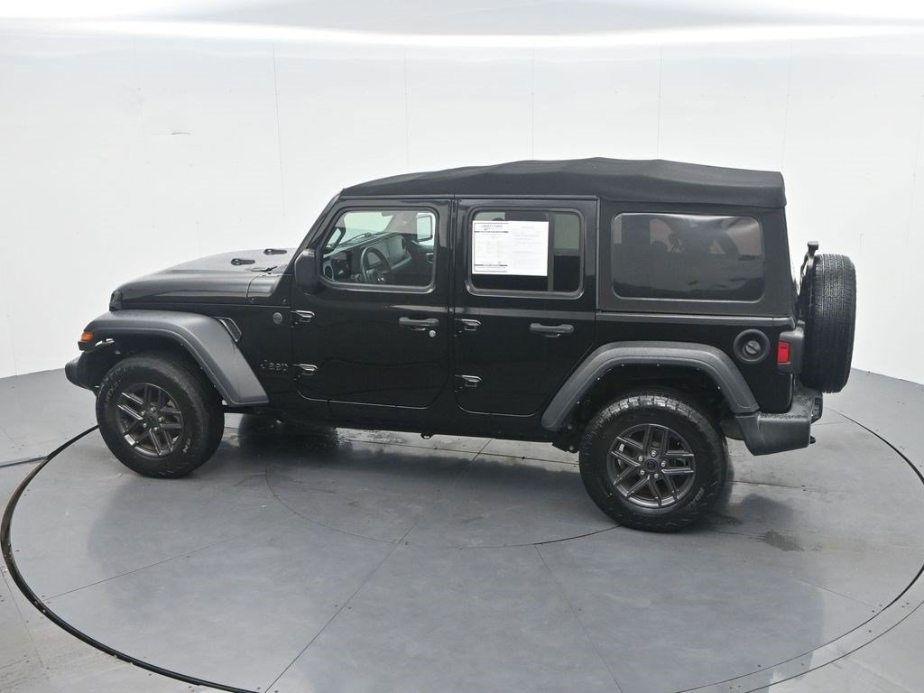 Used 2024 Black Clearcoat Jeep Sport S image 33