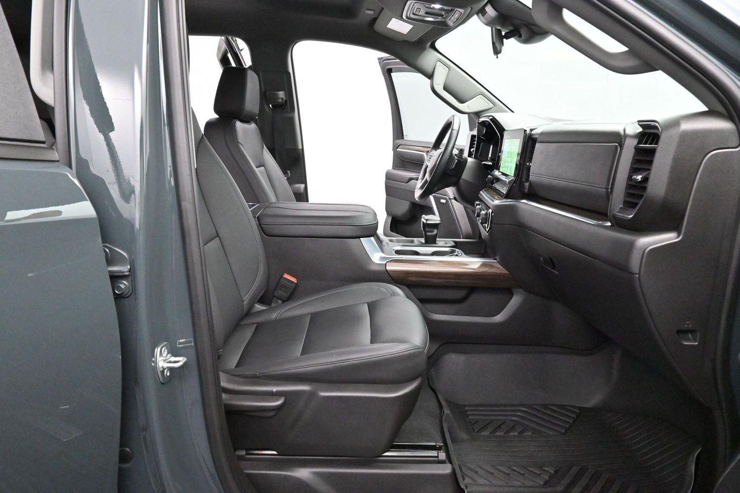 Used 2025 Cypress Gray Chevrolet LT Trail Boss image 31