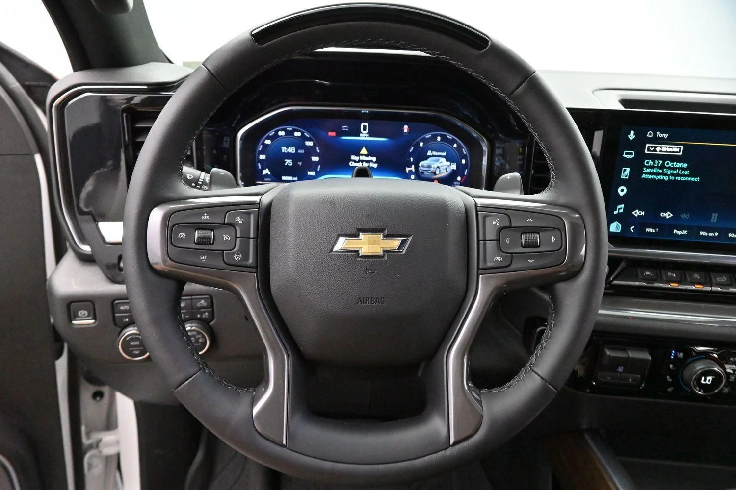 Used 2024 Iridescent Pearl Tricoat Chevrolet High Country image 15