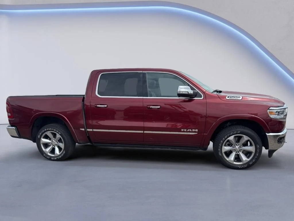 Used 2022 Delmonico Red Pearlcoat Ram Limited image 5