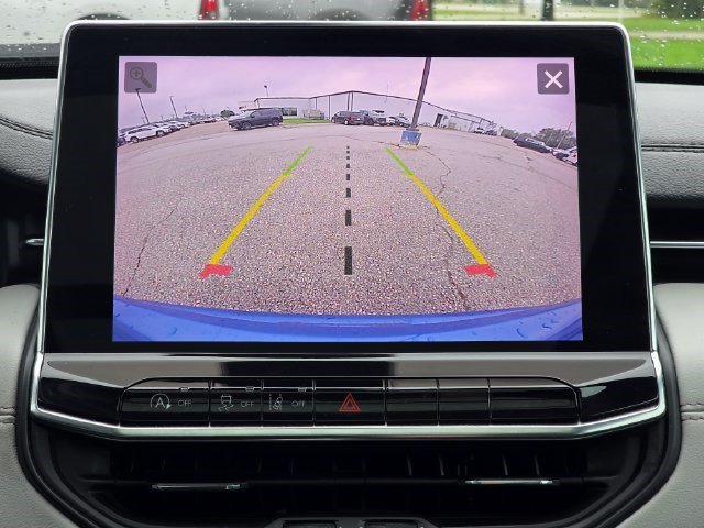 Certified Used 2023 Laser Blue Pearlcoat Jeep Limited image 29