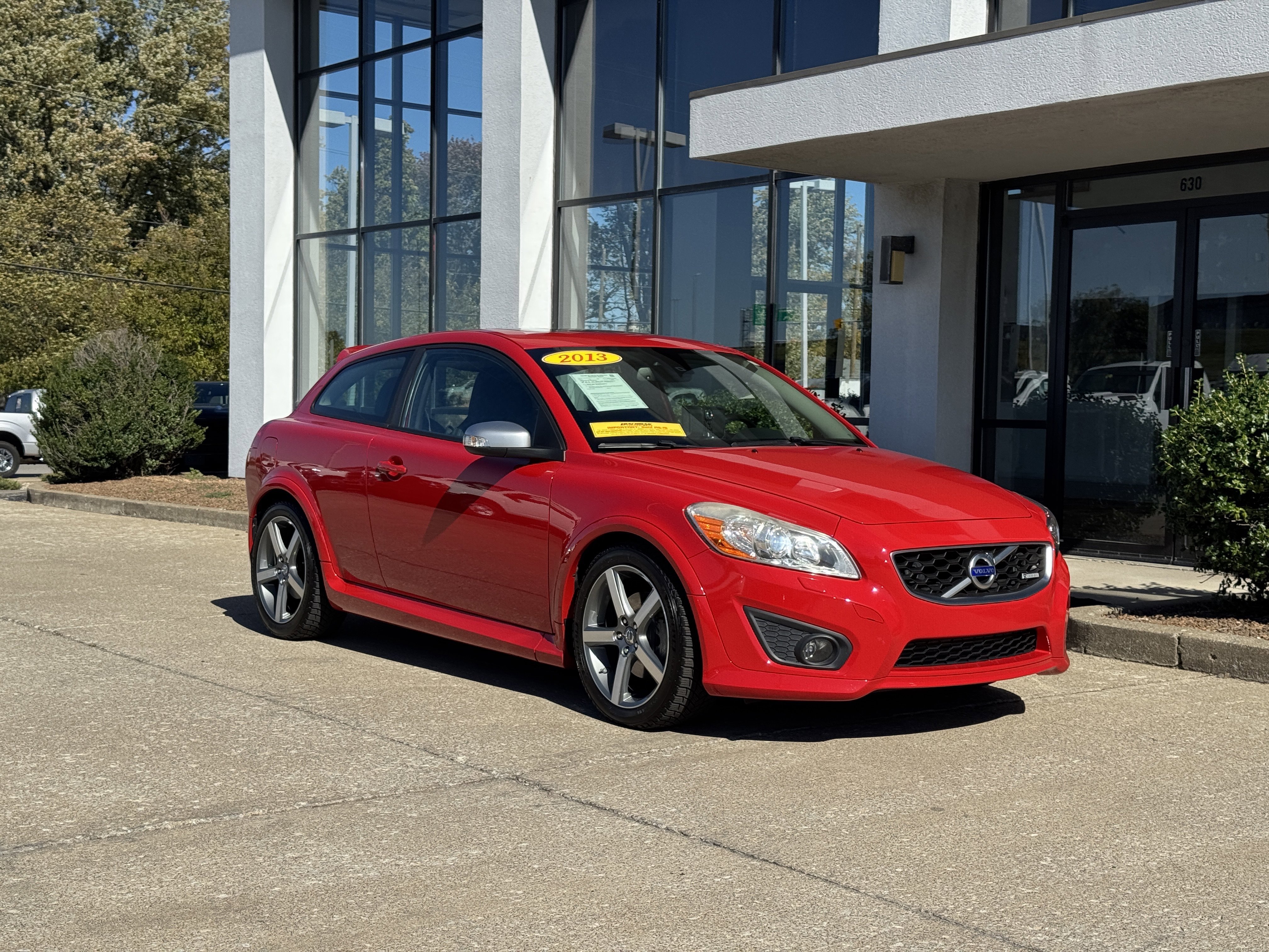 Used 2013 Volvo C30 T5 Platinum with VIN YV1672MK9D2306180 for sale in Jeffersonville, IN