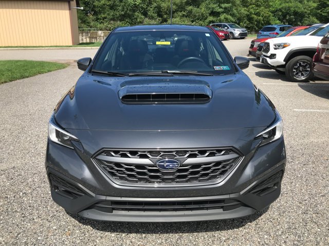 Used 2022 Magnetite Gray Metallic Subaru Limited image 3