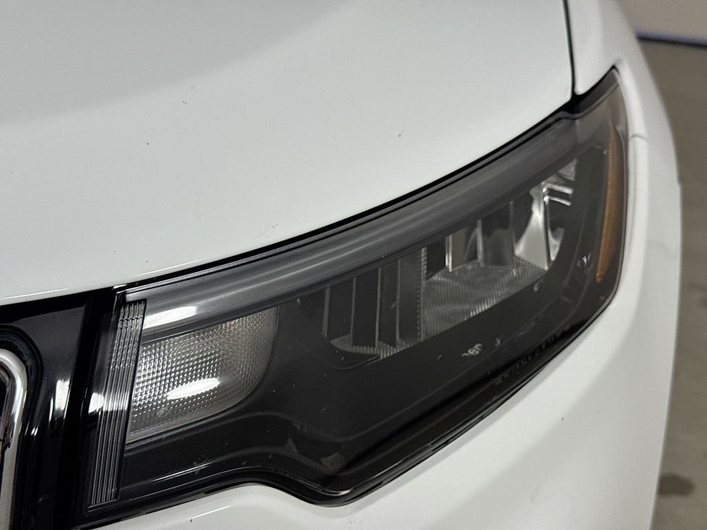 2025 Jeep Compass Limited - Photo 36