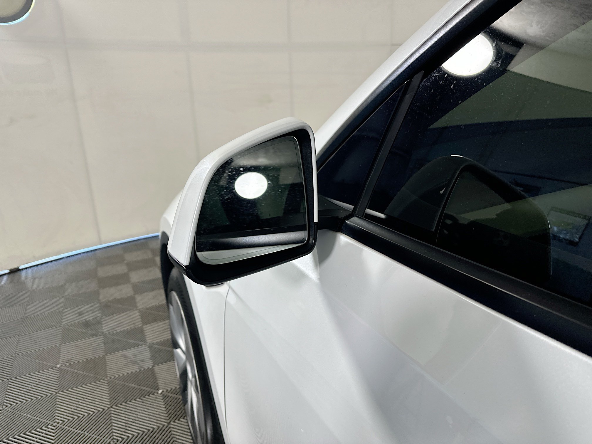 Used 2024 White Tesla Long Range image 10