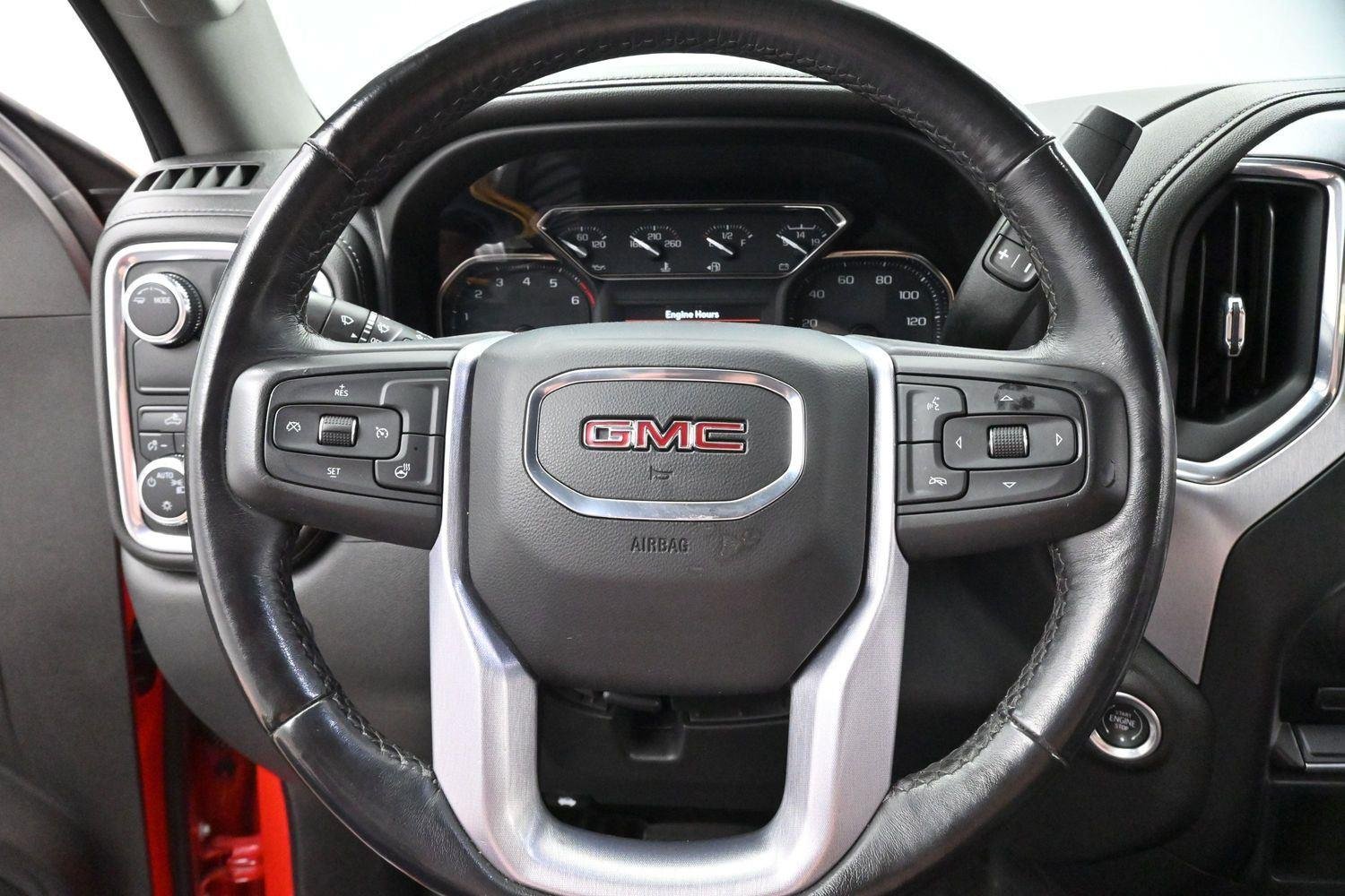 Used 2022 Cardinal Red GMC SLE image 17
