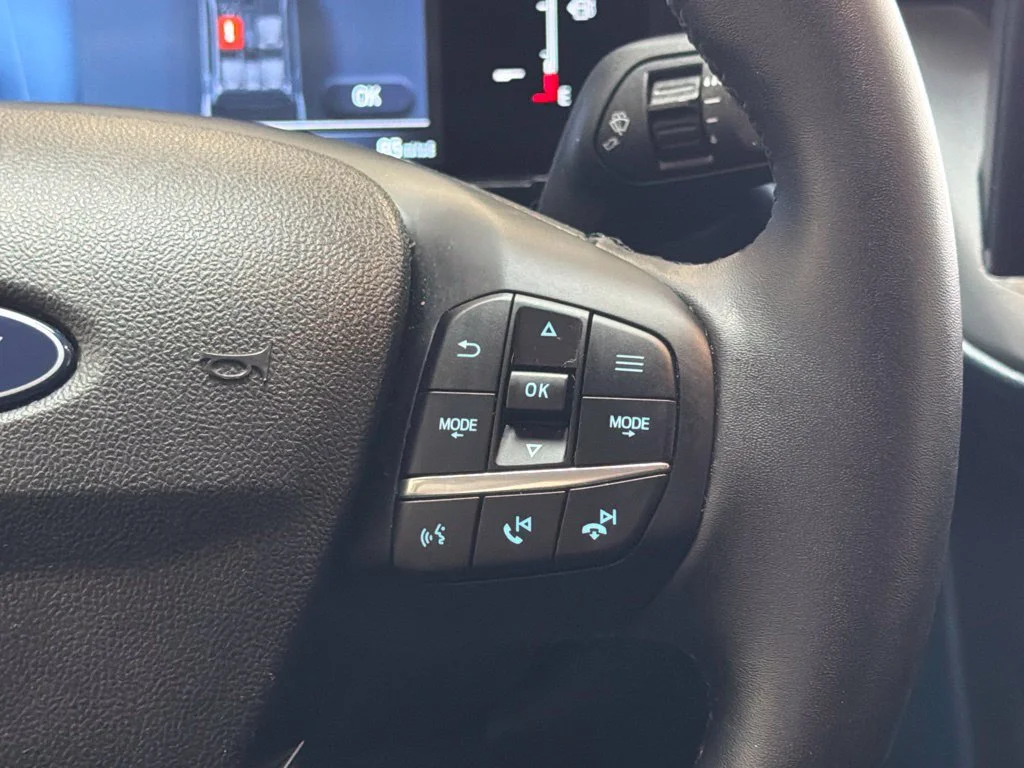 Used 2025 Ruby Red Met Tinted CC Ford Lariat image 19