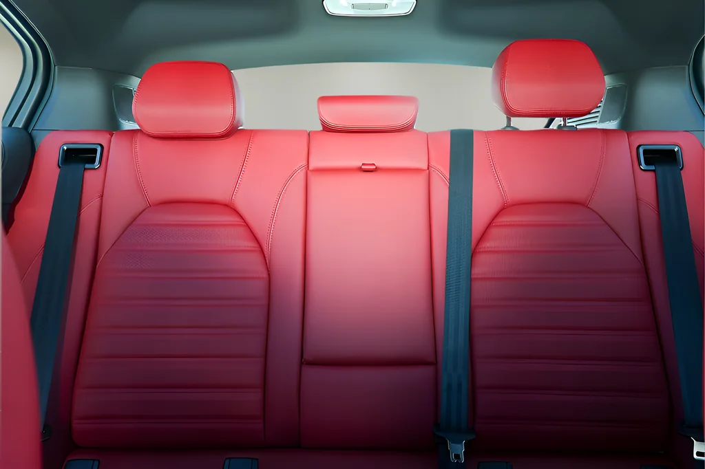 New 2025 White Alfa Romeo Base image 28