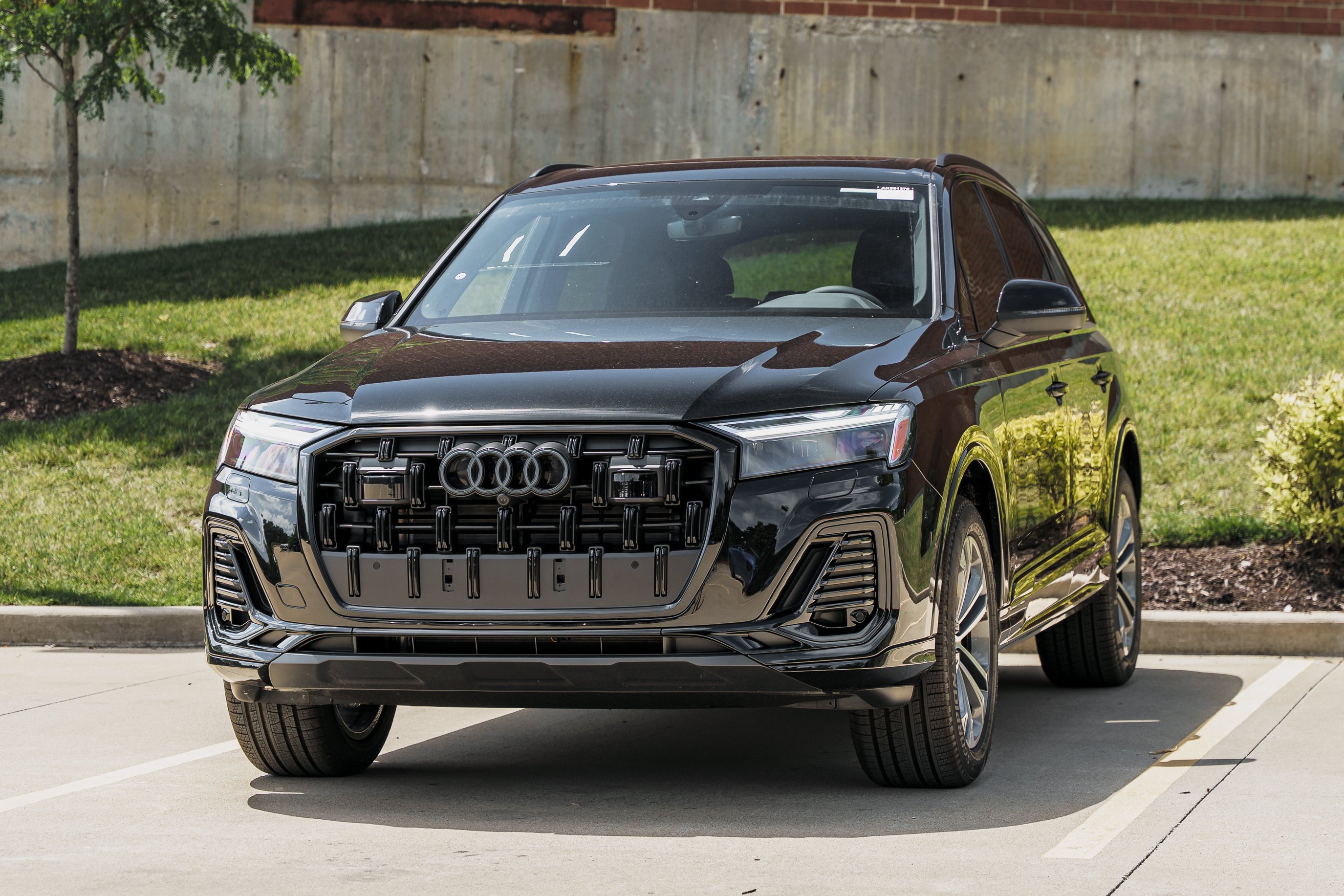 New 2026 MYTHOS BLACK Audi Premium image 7