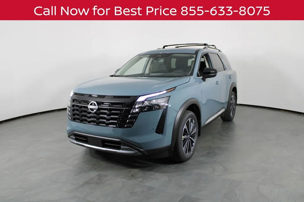 2026 Nissan Pathfinder Platinum 2WD's photo
